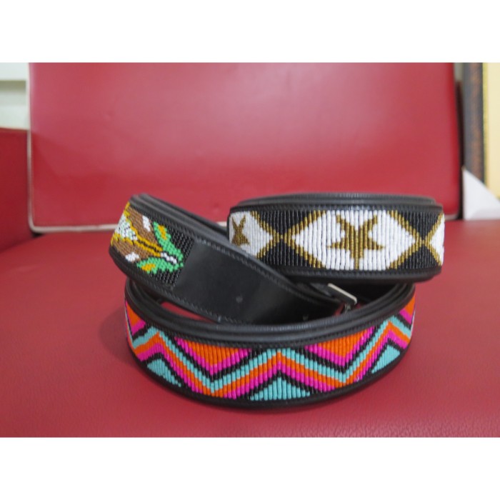 Top-quality dog collars, 100% genuine leather wholesale, luxurious custom pet collars, pet dog necklaces, dog collars