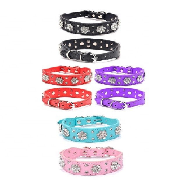 Custom-made dog collar pet supplies, set with shiny water diamond flower patterns and inlaid with seasonal light leather flowers