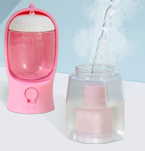 Pet olive 3-in-1 water bottle, multi-functional pet water bottle