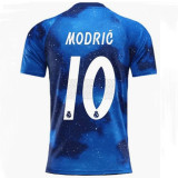 2018-2019 RMA Special Edition Retro Soccer Jersey