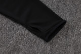 25-26 Bayern Black Half Pull Tracksuit #B2553(半拉链)