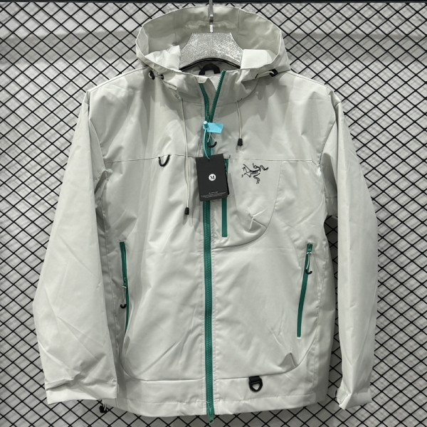 2025 ARC-TERYX Gray Outdoor Jackets #Y004冲锋衣
