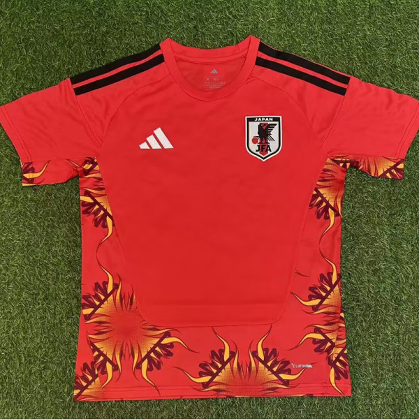 26-27 Japan Red Goalkeeper Fans Soccer Jersey
