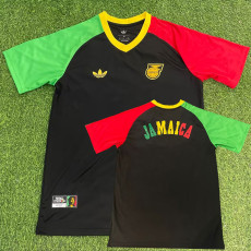 26-27 Jamaica Black Training shirts (红绿袖)