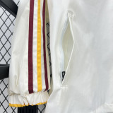 26-27 Spain White Windbreaker