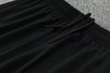 26-27 INT Black Short shirts and Long trousers Suit (圆领)