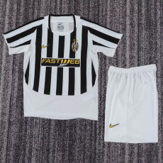 2003-2004 JUV Home Kids Retro Soccer Jersey