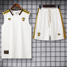 25-26 Man Utd White Tank top and shorts suit