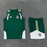 26-27 Italy Green Tank top and shorts suit