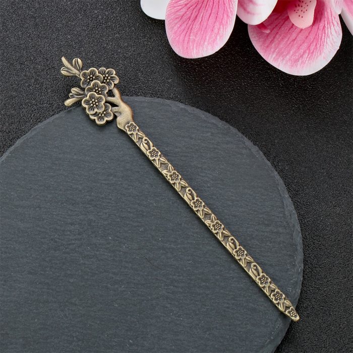 New Bronze Vintage Hair Sticks 17 Styles Headbands For Women Elegance Lady Hairpins Fashion Alloy Hair Clip Hair Accessories