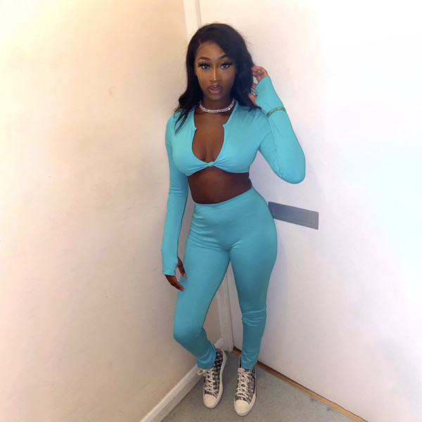 Fashion trend women's solid color sexy peach collar long sleeve sports suit S1738126