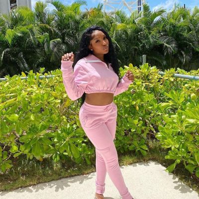 Sexy suit of solid color tight vest pleated pants R6318