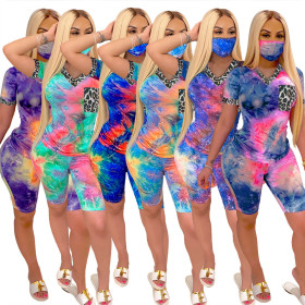 Casual Coloring V-Neck Short Sleeves T-Shirt With Shorts Teo Piece Set (Including Mask) QZ6096