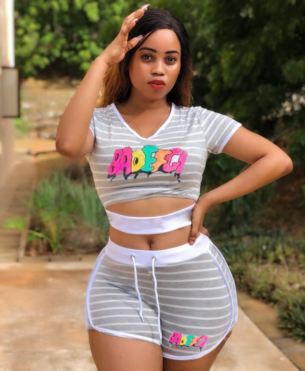 Striped Ladies Sport Letters Print Short Outfits T3323H