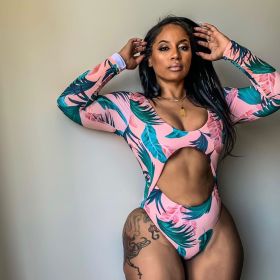 Irregular Printing One-Piece Long Sleeves Swimwear LD8383