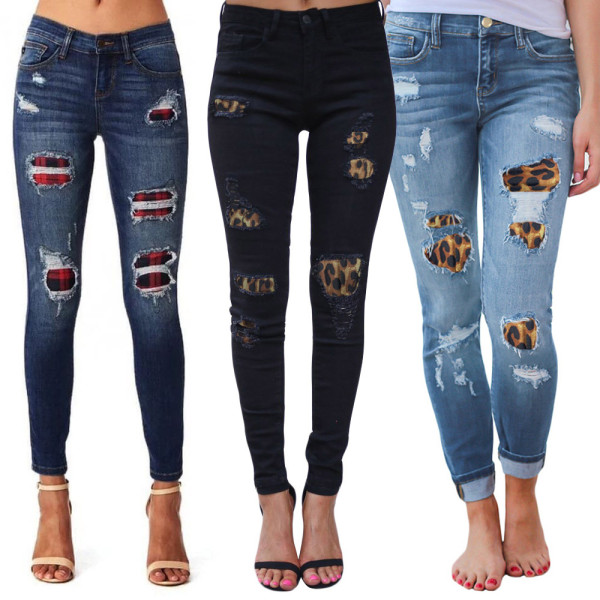 Featured contrast stitching frayed washed jeans D8388