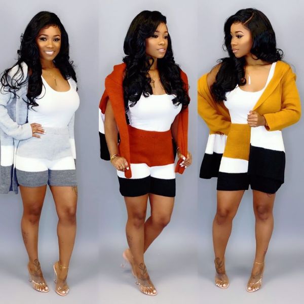 Long-sleeved hooded sweater with two-piece color MOS953