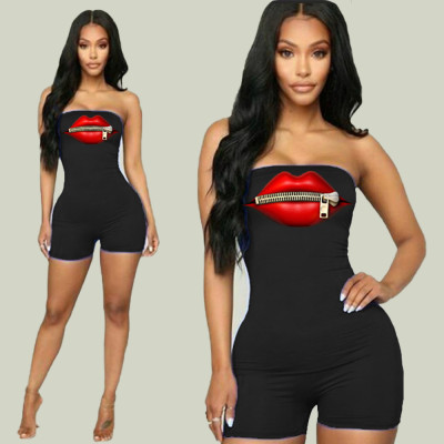 Solid color zipper character lips jumpsuit MOM5038