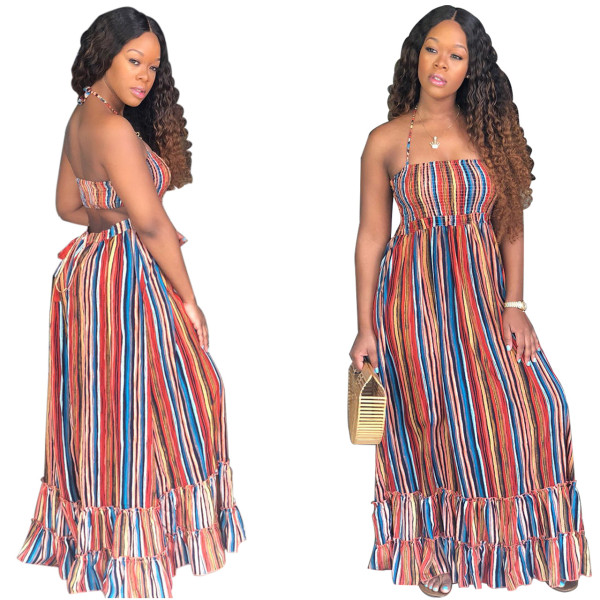 Loose dress with neck, back and ribbon wrapped around chest MO784