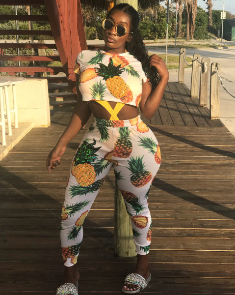 Sexy revealing waist leisure printing two-piece set FSL020