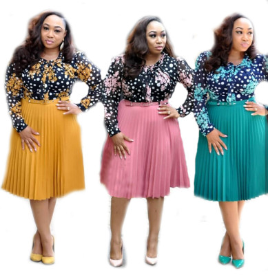 A pleated dress with waistband  CFA310