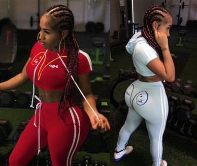 Short Sleeves Hooded Top Sport Tight Pants Women Sets H1222