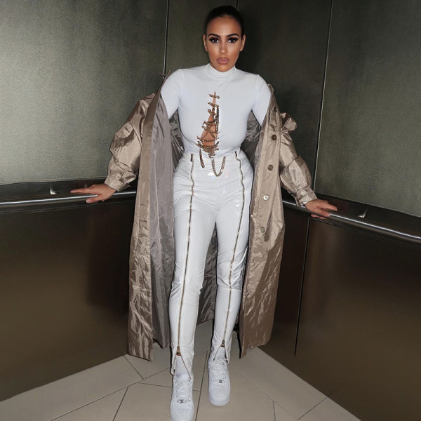 Casual Solid Color High Collar Long Sleeves With Metal Chain Top M20704T