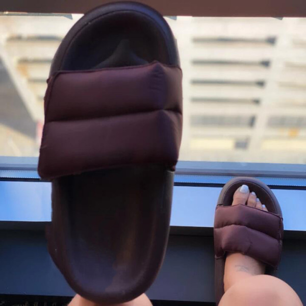 Large size slippers summer new style European and American flat bottom ladies slippers cross-border