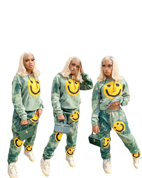 2020 autumn and winter new printing smiley face thick amber sports and leisure two-piece suit A10