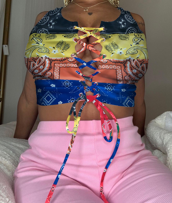 T-shirt with printed eyelets and strappy vest HM5463