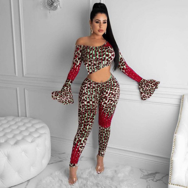 Sexy Leopard Printed One Shoulder Flared Sleeves Bodycon Jumpsuit MN8315