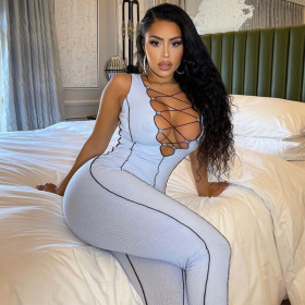 V-neck tether solid color sleeveless slim-fit sports jumpsuit P144841W