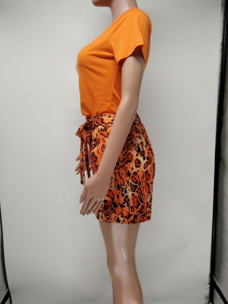 Fashion solid color T-shirt snake print shorts suit X9299