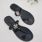 PVC jelly sandals and slippers flat flip-flops with metal buckle beach slippers for outer wear QBD61