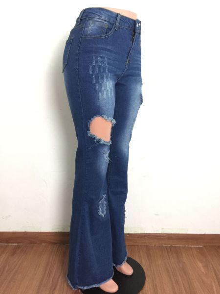 Washed and worn white sexy flared jeans A3280