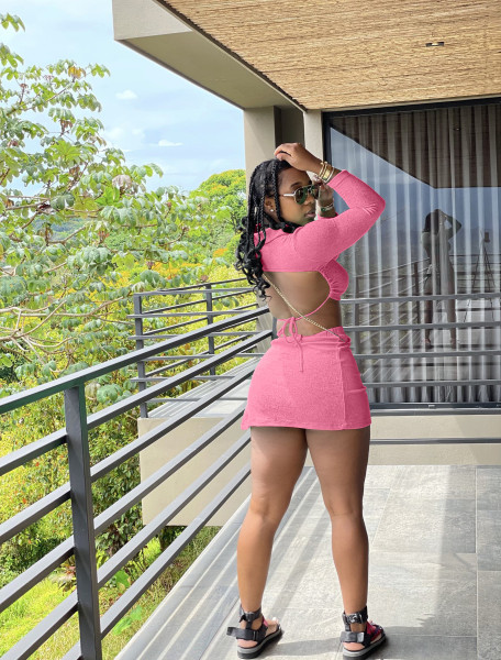 Solid color nude back drawstring T-shirt two-piece short skirt with side slits DY1079
