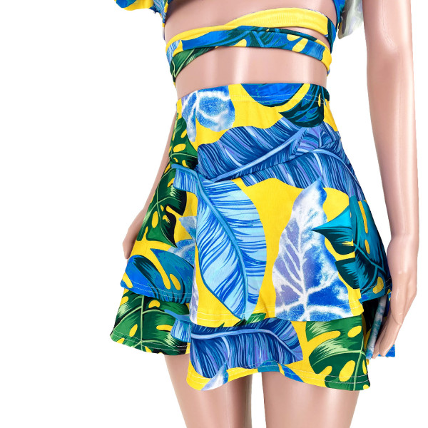Two-piece suit with printed lace-up skirt with wood ears GL6383
