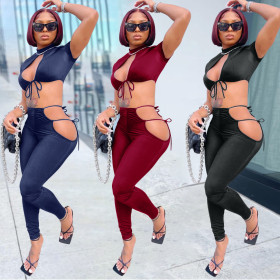 Two-piece short-sleeved trousers with straps and waist N6020