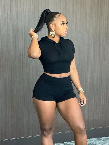 Hooded solid color short-sleeved high-waist shorts casual sports suit A21ST232