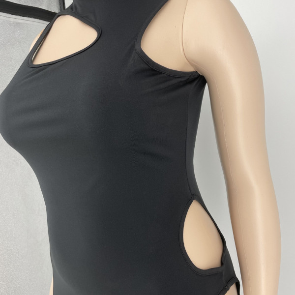 Oversized women's dress irregular hole solid color dress HY001