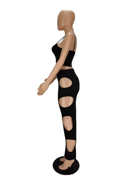 Two-piece suit with holes in the bottom skirt MN8353