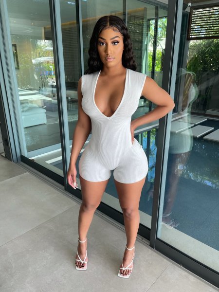 Women's Hang Strip Sleeveless One-Piece Shorts Sexy Slim Nightclub One-Piece Women W8213-1
