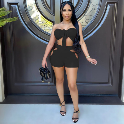 Fashion sexy solid color wrapped chest pit strip two-piece shorts short D88115