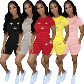 Bee decoration round neck large size solid color fashion short-sleeved two-piece suit QY5074