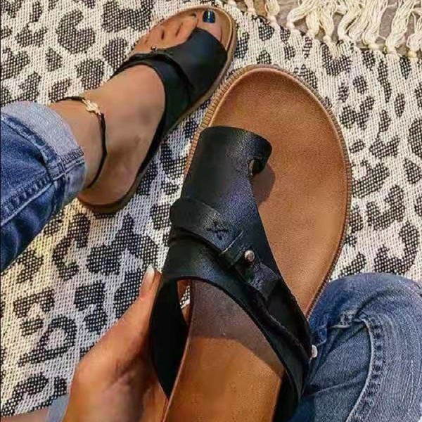 New summer women's shoes foreign trade plus size retro style set-toe flat-bottomed sandals and slippers women HWJ496