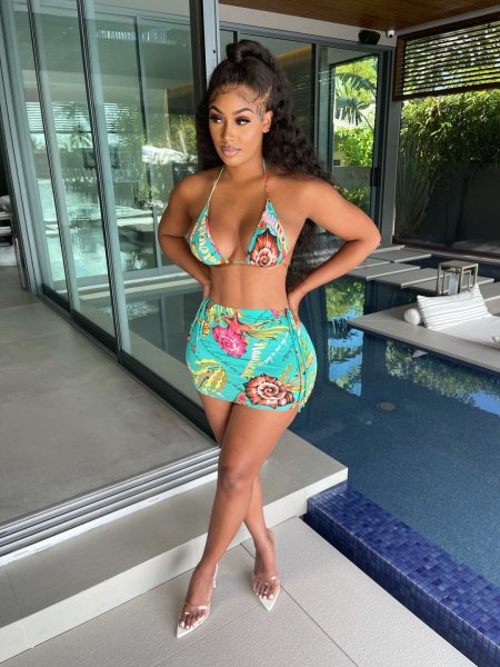 Hot style sexy European and American swimsuit short skirt two-piece nightclub suit A7174