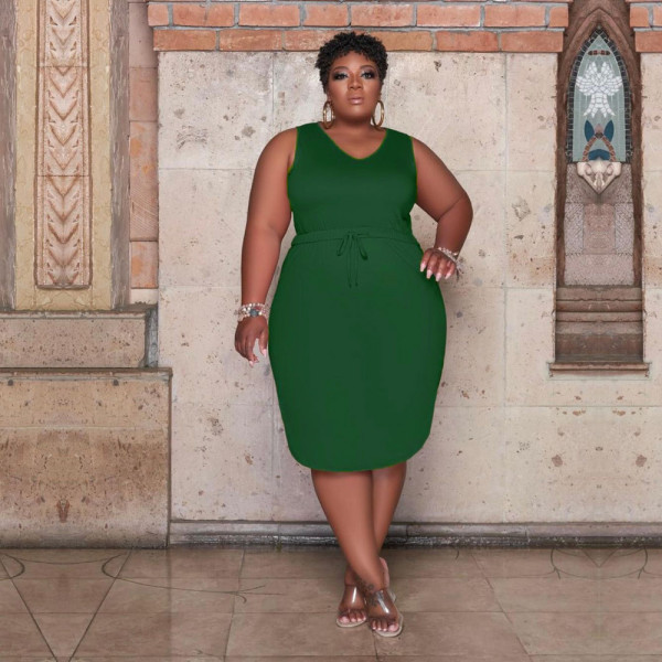 Plus size dress cross-border European and American women's fashion slim sleeveless waist waist plus size dress A6727