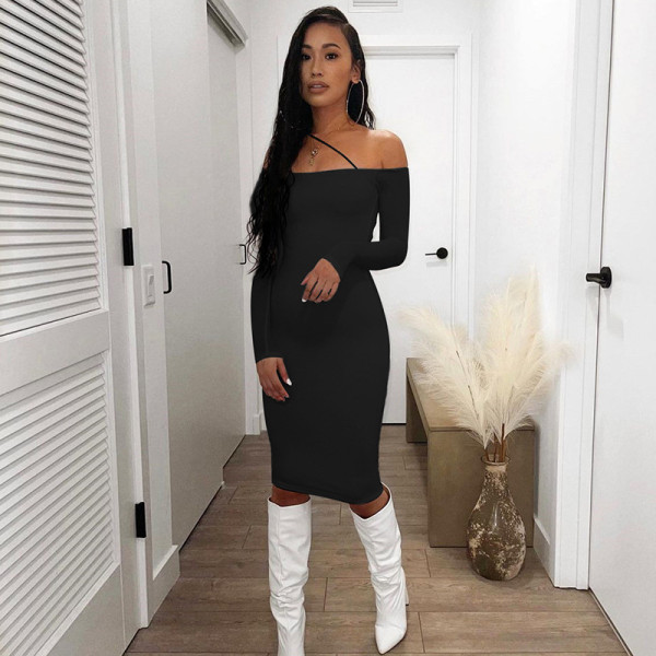 2021 autumn and winter new women's single-shoulder strap long-sleeved slim-fit hip-fit slim dress women K21D06821