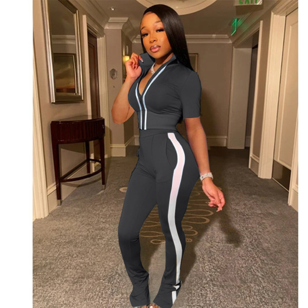 Women's solid color stitching sports and leisure short-sleeved trousers two-piece suit AC8285