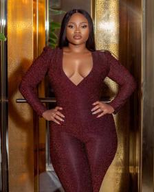 Sexy European and American fashion deep V jumpsuit US10048